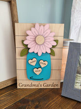 Load image into Gallery viewer, Engraved Mother's Day gift for mom, Personalized Mother's day sign, Mother's day gift from kids, gift for Mom, Gift for grandma
