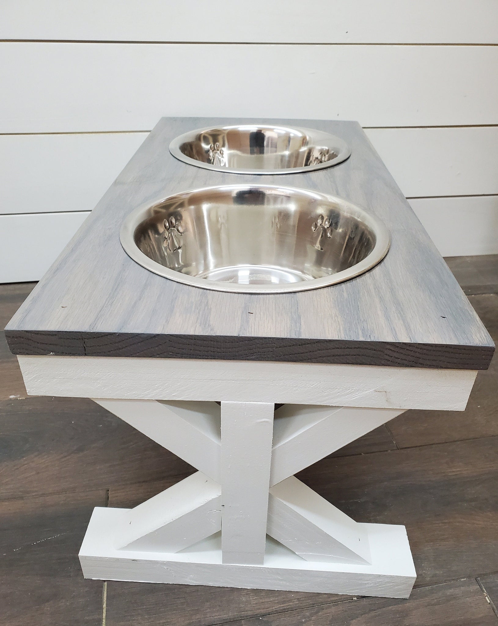 Gray Oak top - Large Bowl Trestle Leg Farmhouse Elevated Dog Bowls - R –  TJS CUSTOM DESIGN AND DECOR