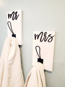 Farm style Mr & Mrs Hooks, Wood Bathroom sign, Coat Hooks, Wedding Decor, Towel Holder, Towel Rack, Bathroom Hooks, Stocking Hook